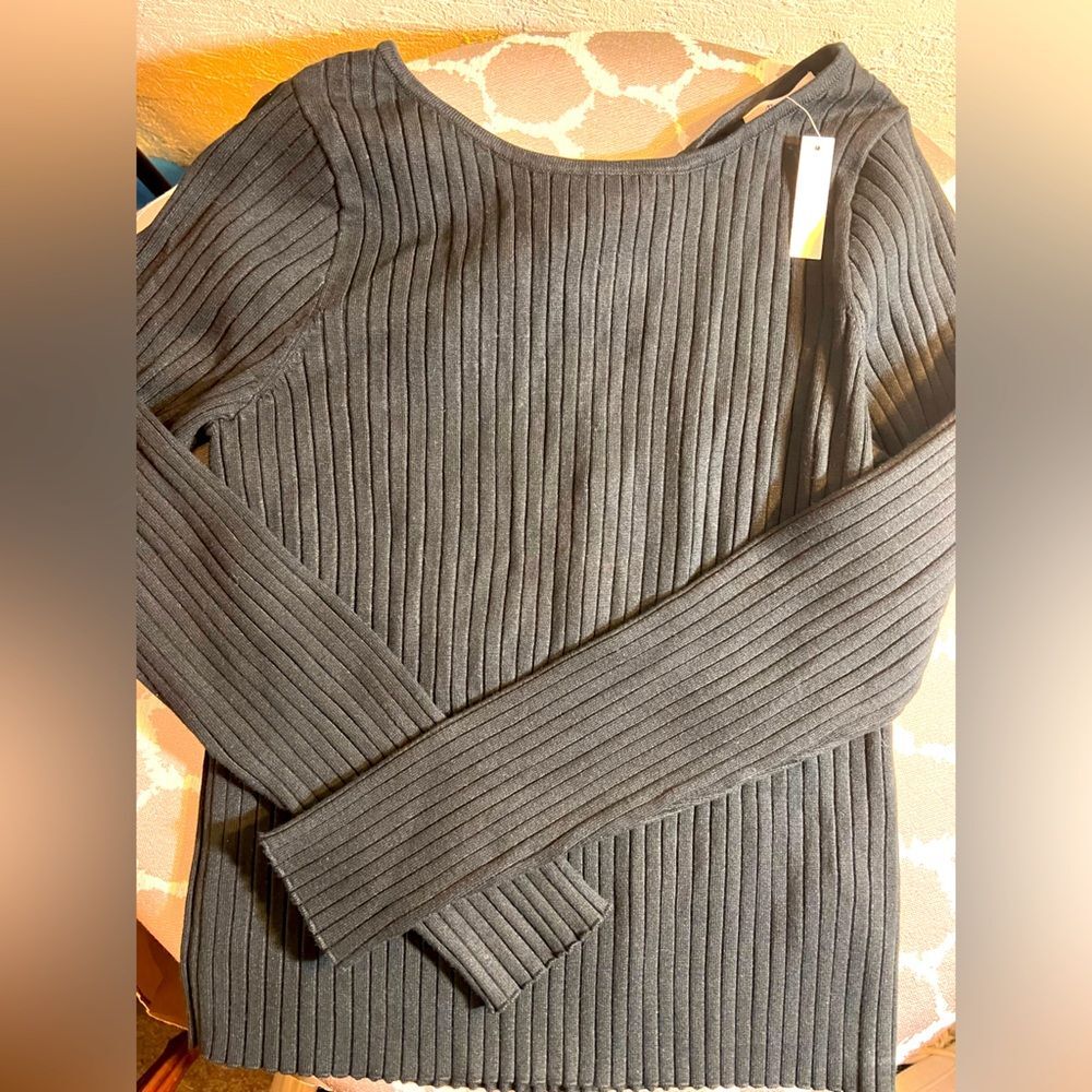 Madewell Gray Crew Neck Sweater with Ribbed Texture